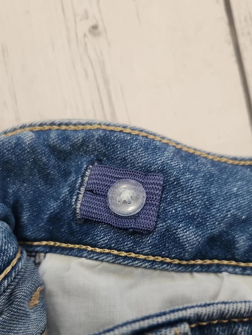 SO girls Size 8 Dark Wash Distressed Jean Shorts With Adjustable Waist